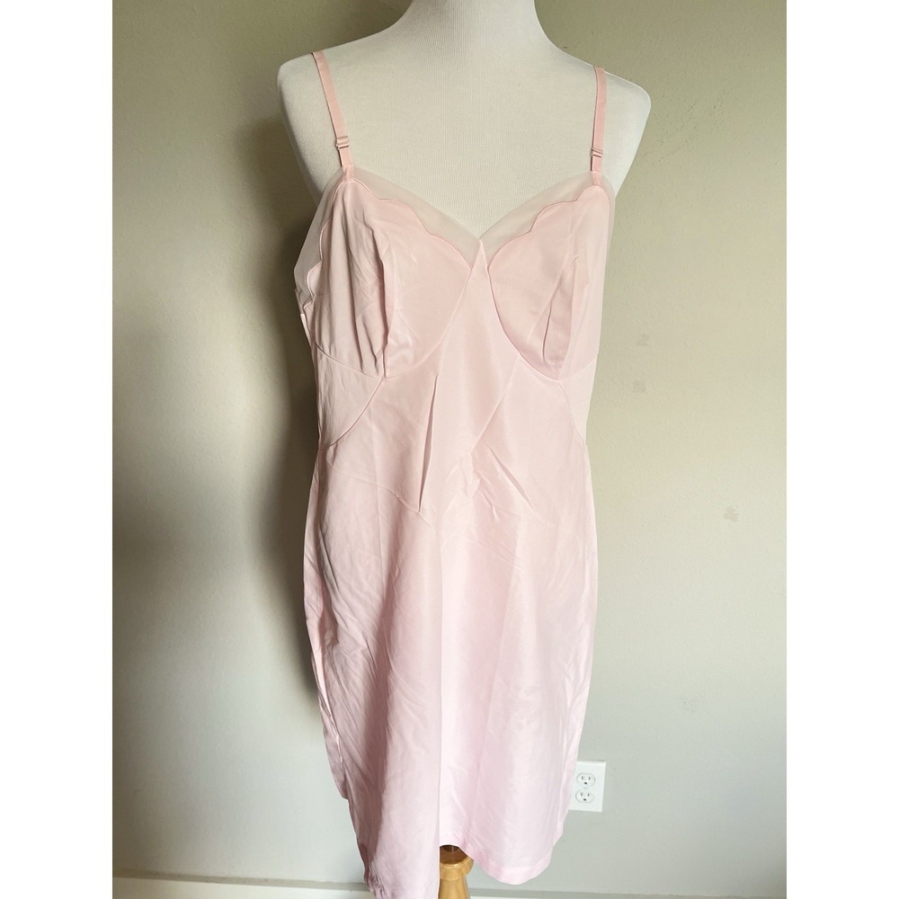 Vintage Kayser Short Full Slip Women's Size 40 100% Nylon Pink Scallop Trim - Picture 2 of 8